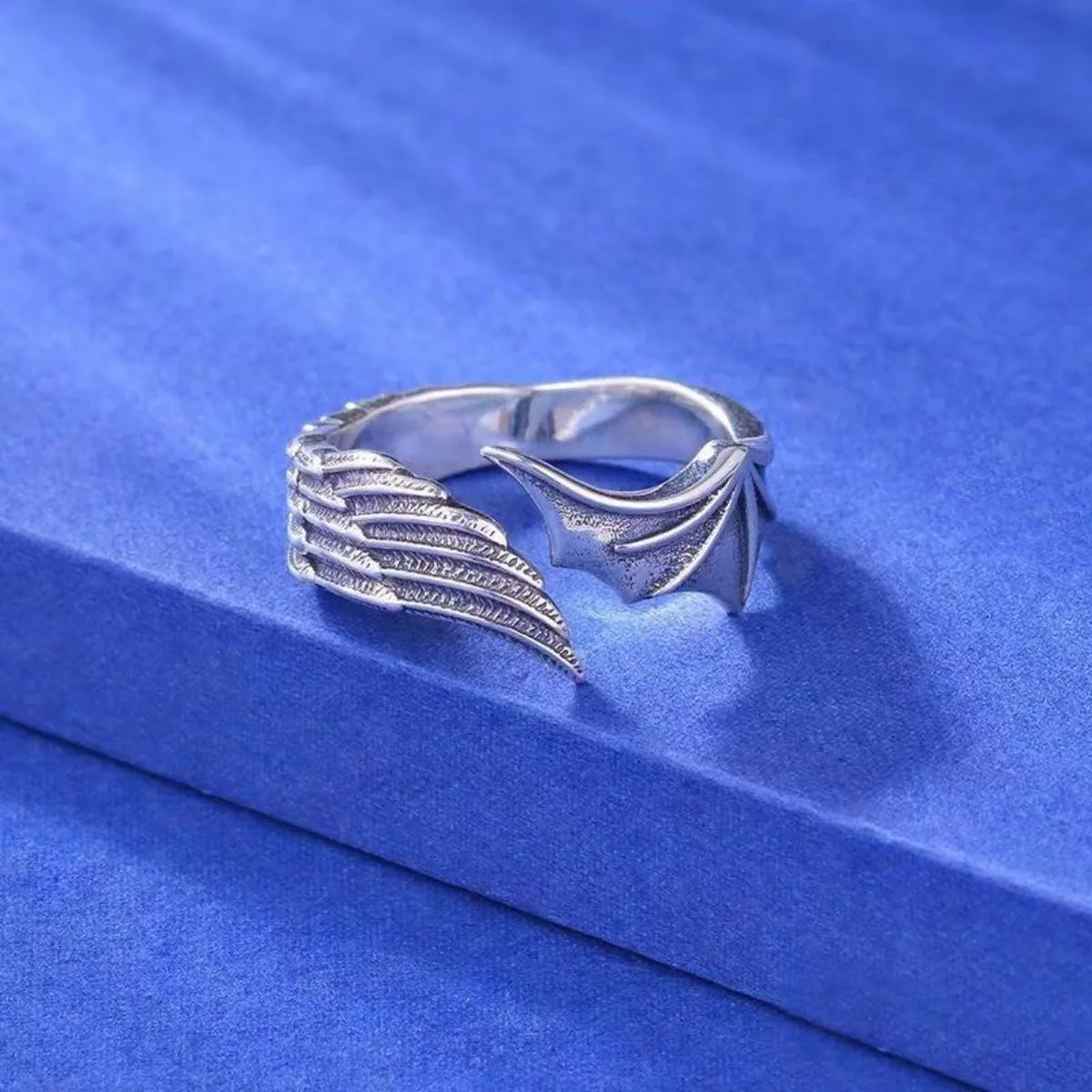 Vintage Angel Wing Demon Eye Ring - Image 6