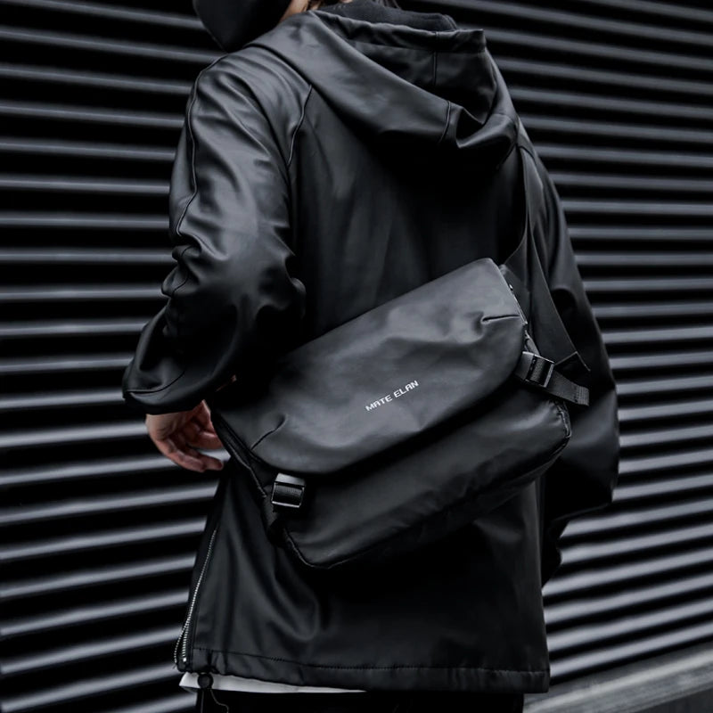 Waterproof Large-Capacity Crossbody Bag – Men’s 15-Inch Laptop Shoulder Bag with Anti-Theft Design